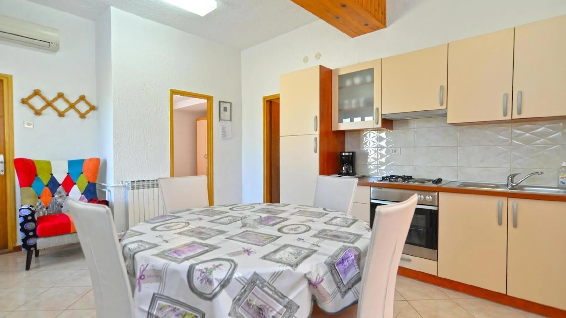 Apartment Ferienwohnung Fuer 4 Personen Ca 46 Qm In Rovinj-Cocaletto, Istrien Istrische Riviera
